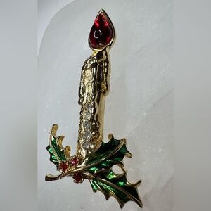 VINTAGE Christmas Rhinestone Candle Stick  Brooch Signed AVANTE 2.5" Gold Tone